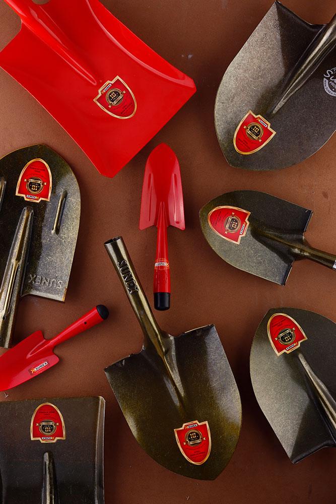 ابزارهای دستی کشاورزی